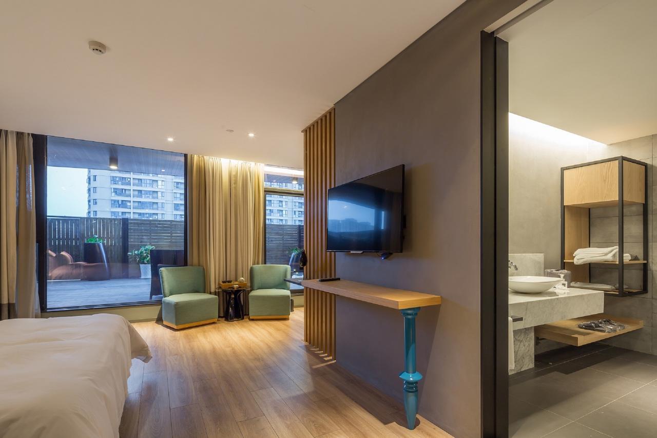 M Hotel Zhengzhou Exterior photo