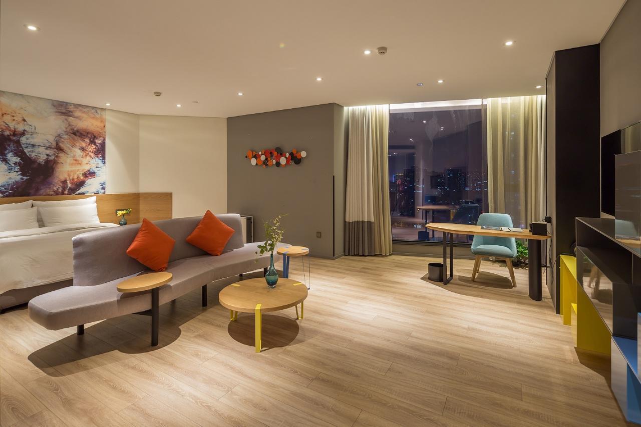 M Hotel Zhengzhou Exterior photo